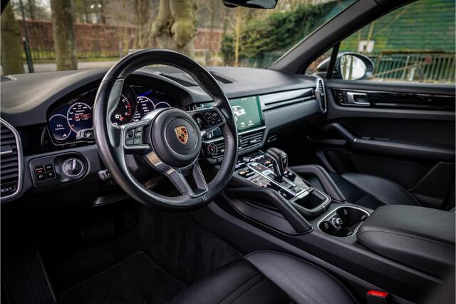 Porsche CAYENNE 3.0 22" Bose Standverwarming Panorama Trekhaak