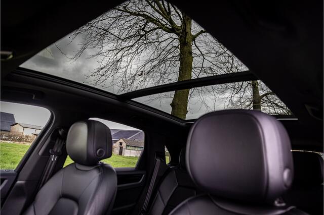 Porsche CAYENNE 3.0 22" Bose Standverwarming Panorama Trekhaak