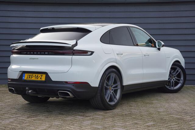 Porsche CAYENNE Coupé 3.0 E-Hybrid Black Edition - PANODAK - TREKHAAK - LUCHTVERING - BOSE -