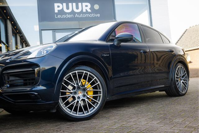 Porsche CAYENNE Coupé 3.0 E-Hybrid Platinum Edition Sport Design - Moonlight Blue - 360 view - Trekhaak