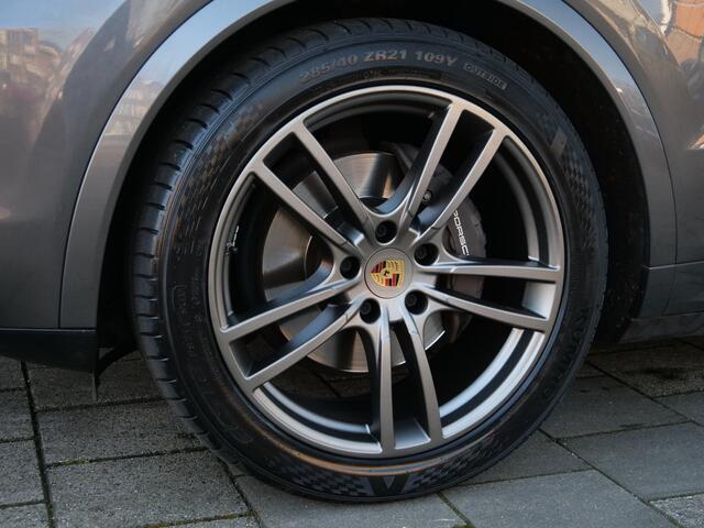 Porsche CAYENNE 3.0 E-Hybrid 462 Pk Automaat Nav/ DAB / Apple Carplay / Leer / Luchtvering / Trekhaak