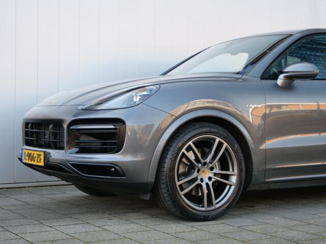 Porsche CAYENNE 3.0 E-Hybrid 462 Pk Automaat Nav/ DAB / Apple Carplay / Leer / Luchtvering / Trekhaak