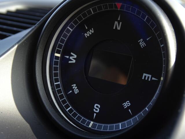 Porsche CAYENNE 3.0 E-Hybrid 462PK / Platinum Edit. / 2022 / 360°