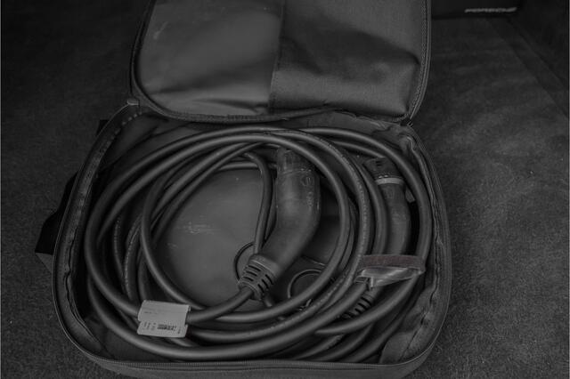 Porsche CAYENNE Coupé 3.0 E-Hybrid Sport Chrono Memory 360° 22"