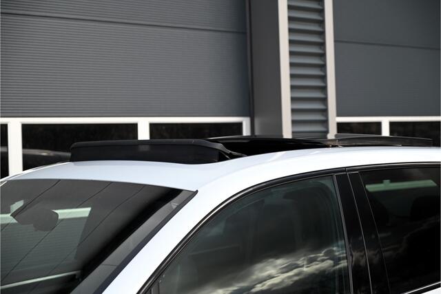 Porsche CAYENNE 3.0 D PLATINUM EDITION / PANORAMA DAK / LEDER / CAMERA / LED / BLIND SPOT / 21"