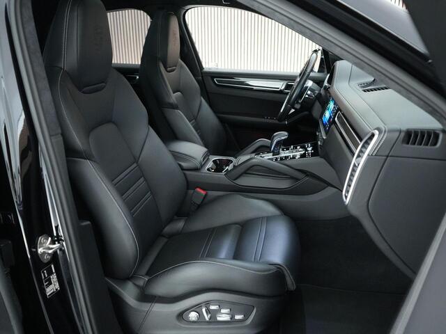 Porsche CAYENNE Coupé 441pk 2.9 S |1e eigenaar|panoramadak|sport design|Bose|memory|achteras besturing|soft close|360 camera|HUD|carbon interieur|luchtvering|Apple carplay|stoelventilatie en verwarming|