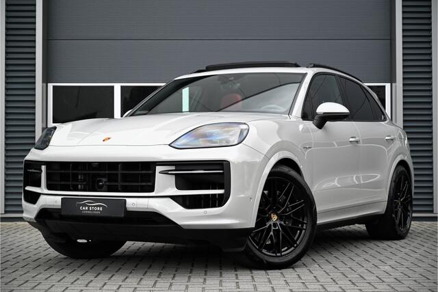 Porsche CAYENNE 3.0 E-Hybrid / SPORT DESIGN / PANO / PASSENGER DISPLAY / SPORT UITLAAT / HUD / MASSAGE / SPORT CHRONO