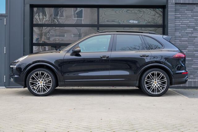 Porsche CAYENNE 3.0 D Platinum Edition | PANO | BOSE | MEMORY | LUCHTVERING | SPORT CHRONO | CAMERA |
