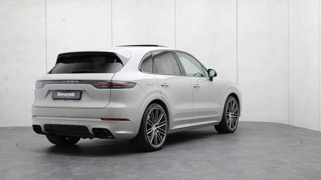 Porsche CAYENNE 4.0 Turbo S E-Hybrid | Head-up | Soft-Close | PCCB | Achterasbesturing | Panoramadak | Nachtzicht-assistent