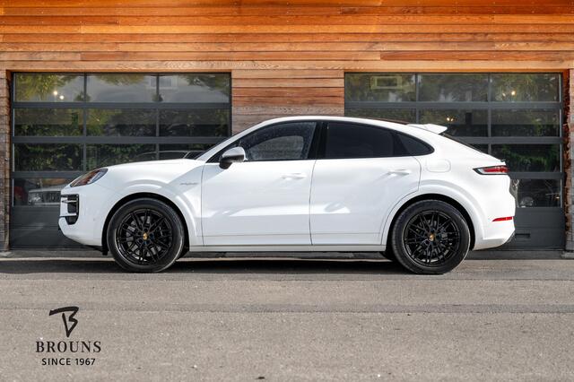 Porsche CAYENNE Coupé 3.0 S E-Hybrid 520pk | Burmester | Stoel Klimate | Sportuitl. | El. Trekh. | Panorama |