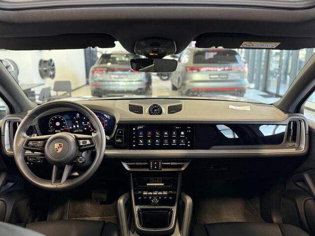 Porsche CAYENNE 3.0 E-Hybrid FOTO REP. VOLGT|SPORT DESIGN|SPORT CHRONO|PANO-DAK|360 CAMERA|LUCHTVERING|TREKHAAK|DOLOMIETZILVER|MATRIX LED|ADAPT. CRUISE|SPORTSTOELEN