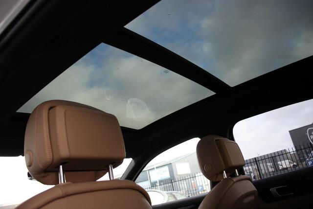 Porsche CAYENNE 3.0 | SportDesign | Pano | Luchtvering | Adaptief cruise control | Stoelkoeling | 22" | 340PK