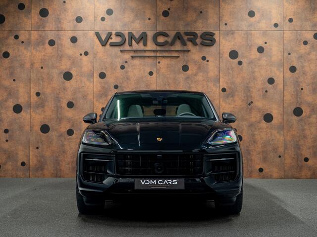 Porsche CAYENNE Coupé 3.0 E-Hybrid | 18-weg | SportDesign Carbon | Luchtvering |