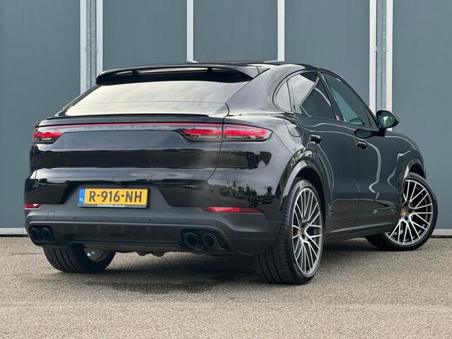 Porsche CAYENNE Coupe 3.0 E-Hybrid | Luchtvering | Pano | Trekhaak | 5 Alarm