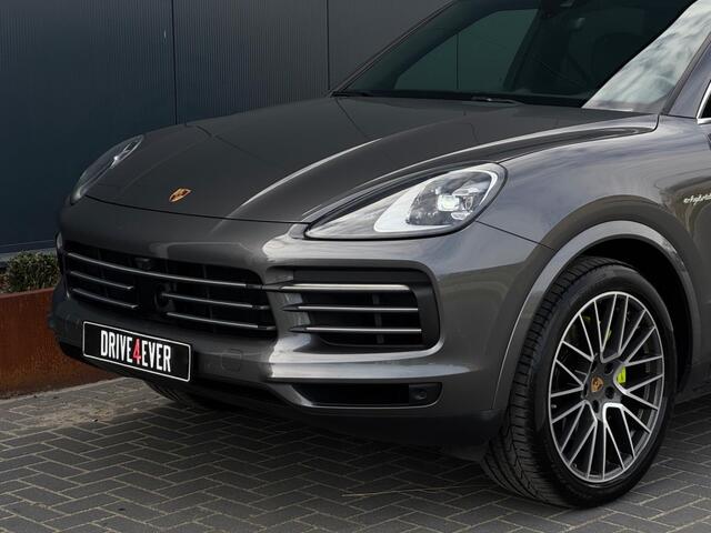 Porsche CAYENNE 3.0 E-Hybrid M22 SPORTCHRONO 360 CAMERA LEDER LED