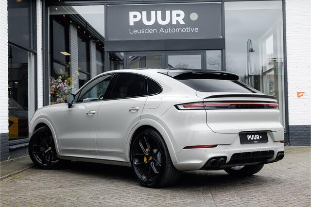 Porsche CAYENNE Coupé 4.0 Turbo E-Hybrid Cashmere Beige Techart - Passenger Display - Trekhaak