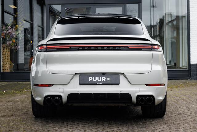 Porsche CAYENNE Coupé 4.0 Turbo E-Hybrid Cashmere Beige Techart - Passenger Display - Trekhaak