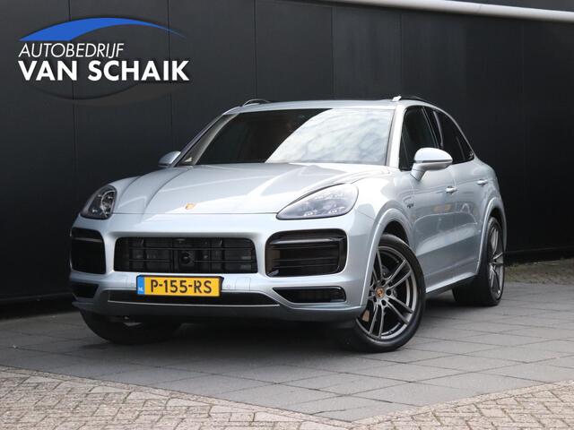 Porsche CAYENNE 3.0 E-Hybrid | SPORT-CHRONO | LUCHT-VERING LEDER | PANO-DAK | BOSE | TREKHAAK | ENTERTAINMENT | HEAD-UP | CAMERA | ACHTERAS BEST | CARBON