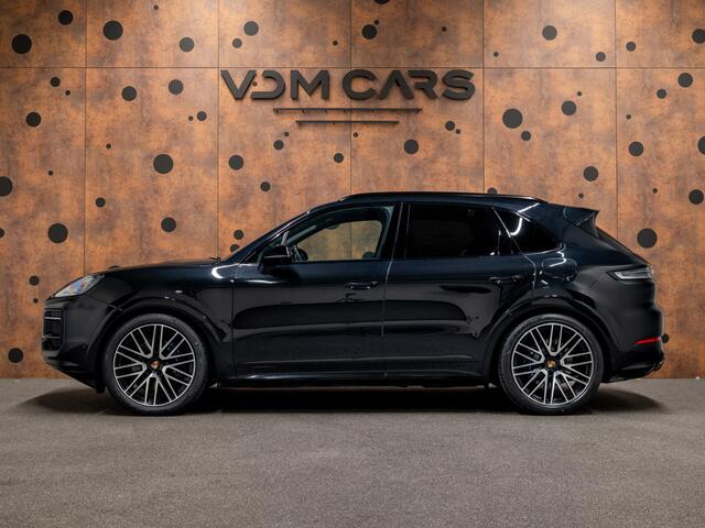 Porsche CAYENNE 3.0 E-Hybrid Black Edition | Achterasbest. | Trekhaak | SportDesign | 18-weg | InnoDrive | Pano |