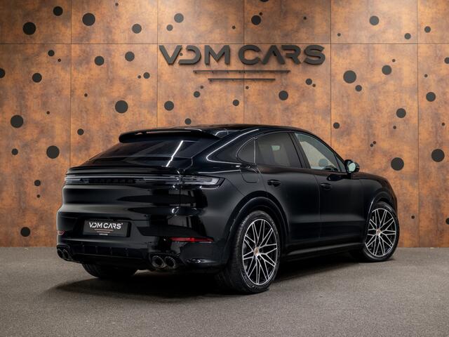 Porsche CAYENNE Coupé 3.0 E-Hybrid Black Edition
