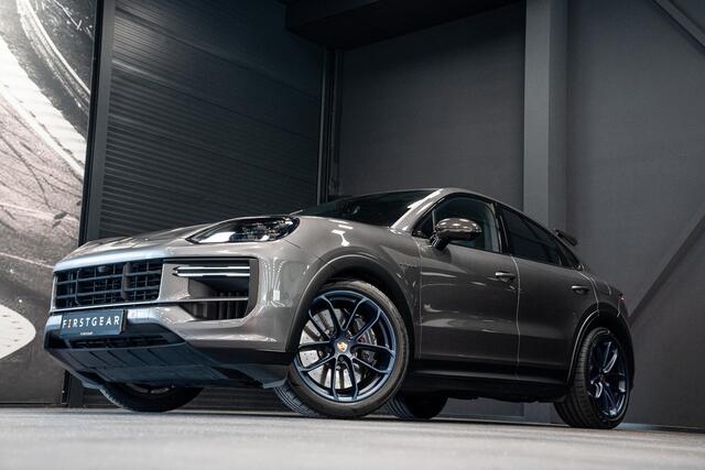 Porsche CAYENNE Coupé 4.0 Turbo E-Hybrid GT *Keramisch / Vierwielbesturing / Passenger Display / Soft-Close / HUD / Race-Tex / Keyless / Surround-View*