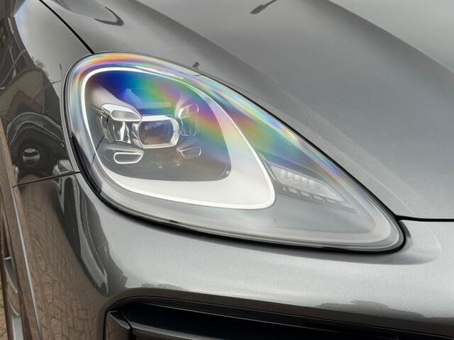 Porsche CAYENNE 4.0 TURBO S E-HYBRID Achteras sturing Head Up Pano Keramisch
