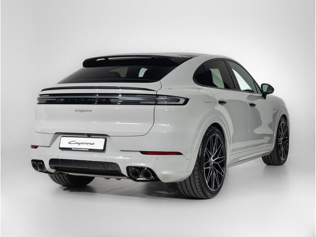 Porsche CAYENNE Coupé E-Hybrid Black Edition