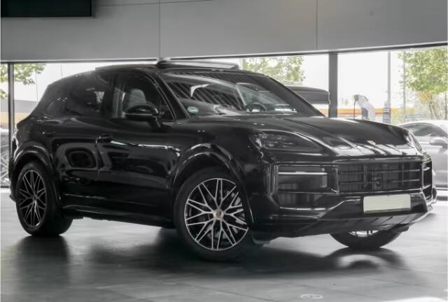 Porsche CAYENNE 3.0 S E-Hybrid 470 PK Panoramadak Porsche InnoDrive Adaptieve Sportstoelen Achterasbesturing
