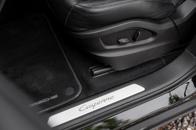 Porsche CAYENNE Coupé 3.0 E-Hybrid 462pk | Ad. Sportst | BOSE | 360gr | 22"