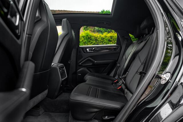 Porsche CAYENNE Coupé 3.0 E-Hybrid 462pk | Ad. Sportst | BOSE | 360gr | 22"