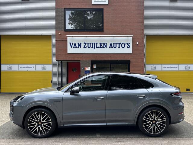 Porsche CAYENNE Coupé E-Hybrid 470pk Black Edition 18W SportDesign 4W 22'' Trekhaak