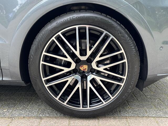 Porsche CAYENNE Coupé E-Hybrid 470pk Black Edition 18W SportDesign 4W 22'' Trekhaak