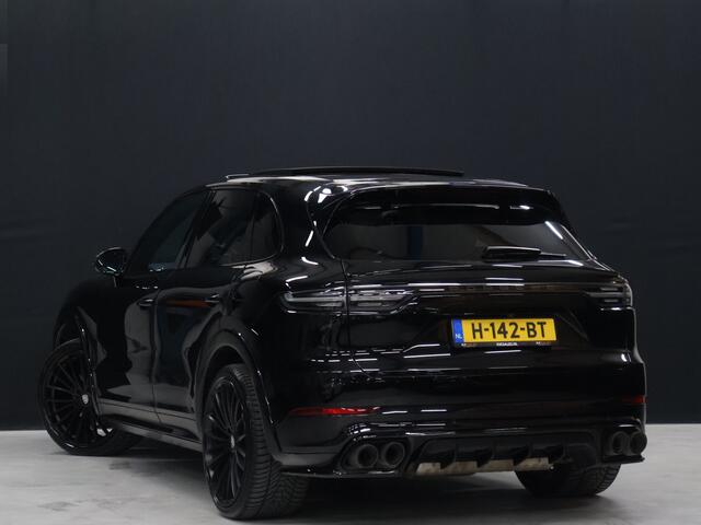 Porsche CAYENNE 3.0 E-Hybrid TechArt [SCHUIFKANTELDAK, SPORT CHRONO, KLEPPENSYSTEEM, SPORT DESIGN, PDLS+, LUCHTVERING, BOSE, MEMORY, STOELVERWARMING, APPLE CARPLAY, CAMERA, NIEUWSTAAT]