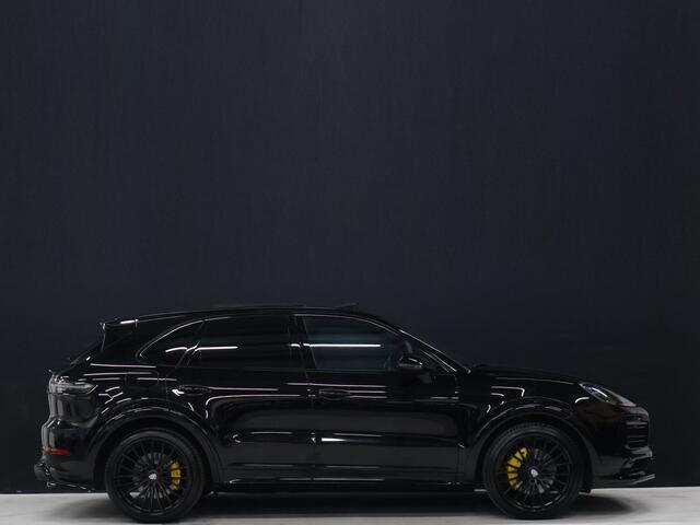 Porsche CAYENNE 3.0 E-Hybrid TechArt [SCHUIFKANTELDAK, SPORT CHRONO, KLEPPENSYSTEEM, SPORT DESIGN, PDLS+, LUCHTVERING, BOSE, MEMORY, STOELVERWARMING, APPLE CARPLAY, CAMERA, NIEUWSTAAT]