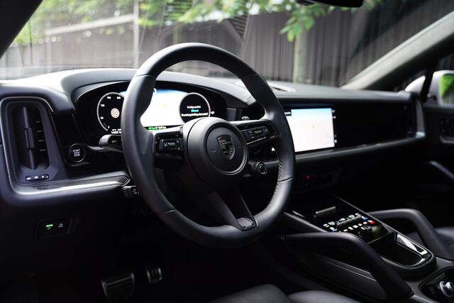 Porsche CAYENNE 4.0 Turbo S E-Hybrid / Achteras Besturing / PDCC