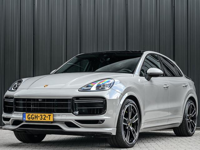 Porsche CAYENNE Coupé 3.0 E-Hybrid Platinum Edition | Sport design pack | GT uitlaat | Techart spoiler Sport chrono | Panorama dak | Bose sound | 360 camera | Ambiance interieur |