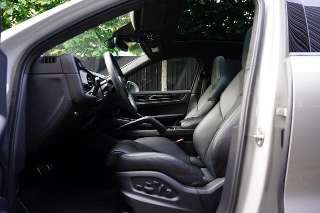 Porsche CAYENNE 4.0 Turbo E-Hybrid Coupe / Achteras Besturing / PDCC