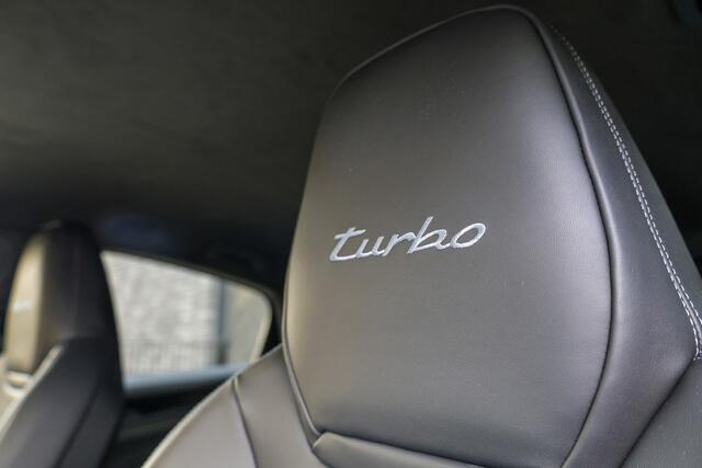Porsche CAYENNE Coupé 4.0 Turbo E-Hybrid GT | NAP! | TECHART | LICHTGEWICHT PAKKET | BURMESTER | 4WIELSTUURING | HUD | KERAMISCH |