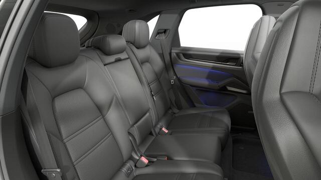 Porsche CAYENNE 3.0 E-Hybrid Black Edition SportDesign|Pano|InnoDrive|Sportstoelen|4-wielbesturing|BOSE