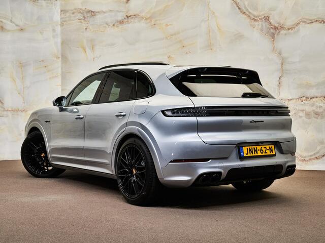 Porsche CAYENNE 3.0 E-Hybrid, SportDesign, Bose, tr.haak, 22", pano, luchtv., memory, ACC, privacy