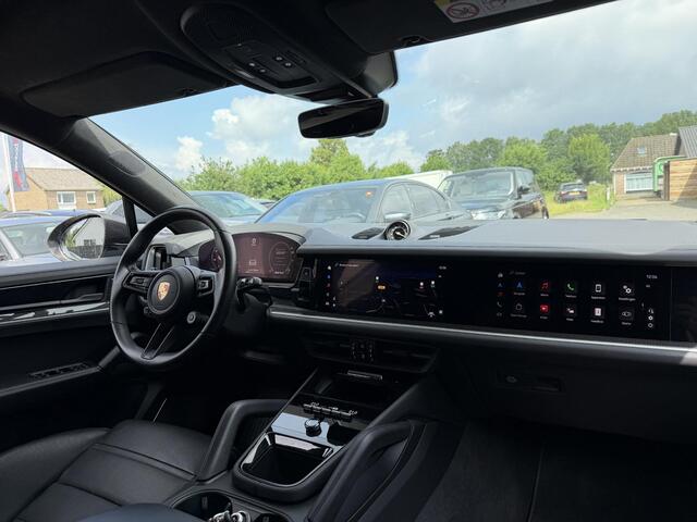 Porsche CAYENNE Coupé 4.0 Turbo E-Hybrid Sport Chrono | 360* Camera | Achteras Besturing | Burmester | Bijrijders Display | Head-Up Display | CARBON |