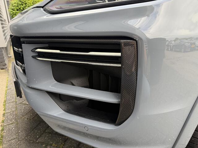 Porsche CAYENNE Coupé 4.0 Turbo E-Hybrid Sport Chrono | 360* Camera | Achteras Besturing | Burmester | Bijrijders Display | Head-Up Display | CARBON |