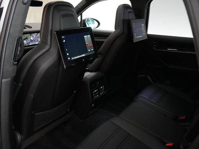 Porsche CAYENNE Turbo E-Hybrid 4.0 740pk |BTW-autp|pano|Burmester|sport design|soft close|sport chrono|HUD|Apple Carplay|stoelventilatie&verwarming|memory|360 camera|21" LMV|