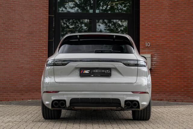 Porsche CAYENNE 3.0 E-Hybrid Platinum Edition 4-Wielsturing VOLL
