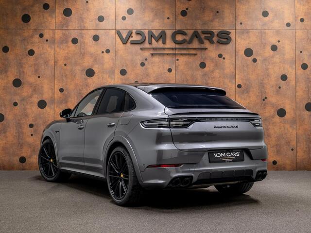 Porsche CAYENNE Coupé 4.0 Turbo S E-Hybrid | Carbon | Burmester | Trekhaak | HUD | InnoDrive | Achterasbest. |