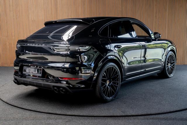 Porsche CAYENNE Coupé 3.0 Pano Sport-chrono 360° Luchtvering Leer Navi ACC 22'' LM velgen Memory seats Bose Stuurverwarming Elektr. bedienbare achterklep PDC LM velgen Stuurverwarming Stoelverwarming Zwarte binnenhemel Climate CarPlay