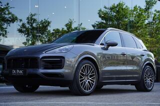 porsche-cayenne-3.0-e-hybrid---head