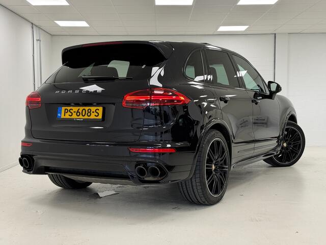Porsche CAYENNE 3.0 S E-Hybrid Platinum Edition | Dealer ond. | Org. NL | Luchtvering | Trekhaak |