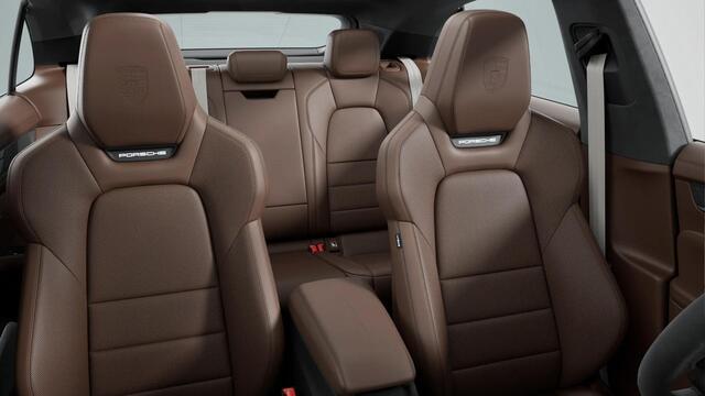 Porsche MACAN Turbo, 22'', pano, HUD, surround view, stl.ventilatie, LED-matrix, Burmester, luchtv., bijrijdersdisplay, privacy