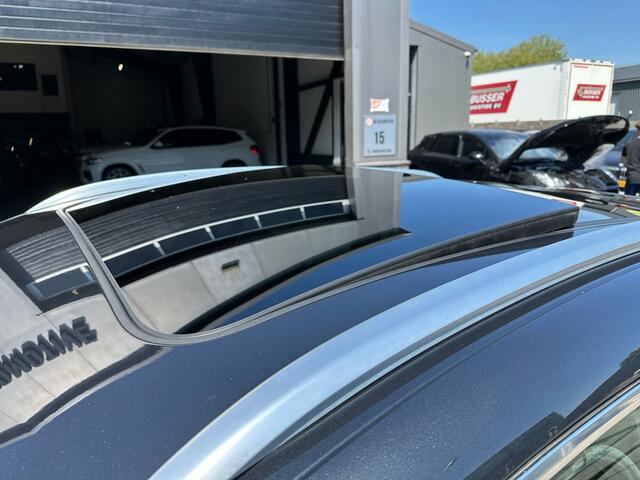 Porsche MACAN 2.0 245 pk Sport-Chrono / 1e-Eigenaar/ Facelift-Model/ Lucht-Vering/ Pano-Dak/ Bose-Sound/ Stoel.Verw/ Stoel-Koeling/ Camera/ 21'' LMV